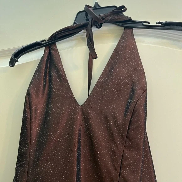 Bronze sparkly halter prom dress size 8. - Picture 4 of 4